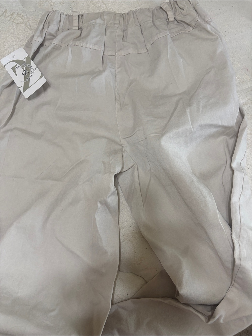 Wide Leg High-Waist Pants in Bone with Belt - Picture 3 of 3